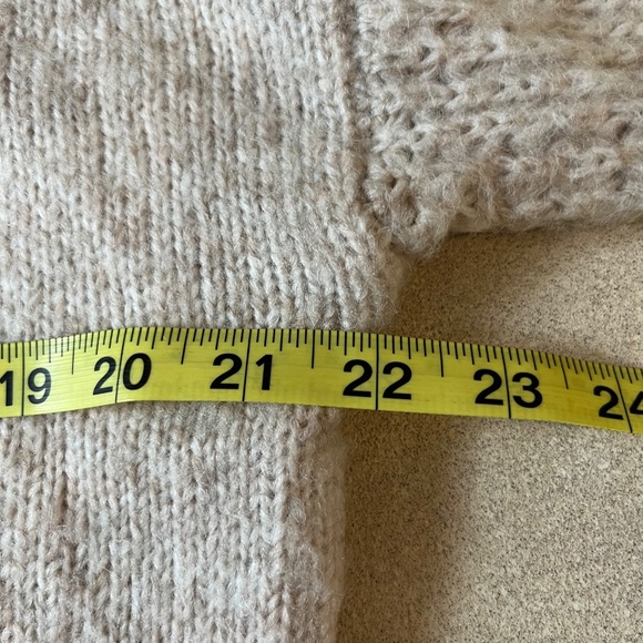 DRA Los Angeles Sweater XA Beige Oversized Soft Knit Floral Embroidery Casual - Picture 8 of 11